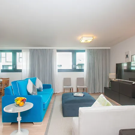 Cleyro Serviced - Finzels Reach *