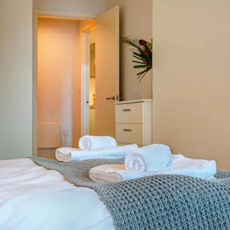 Cleyro Serviced - Finzels Reach Apartman Bristol