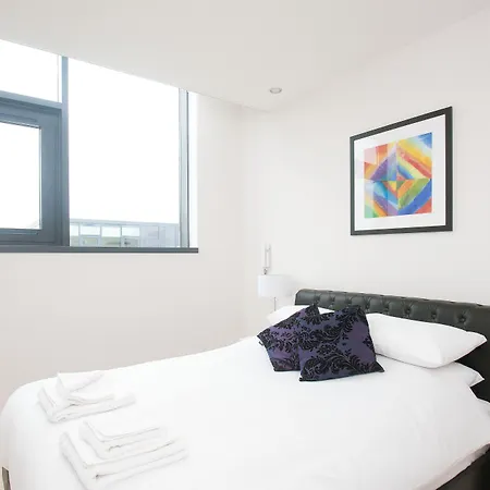 Apartment Cleyro Serviced - Finzels Reach Bristol
