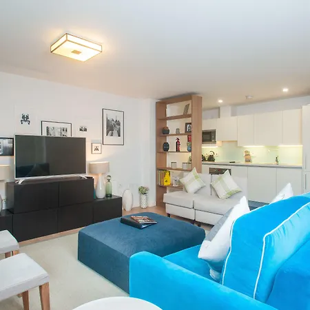 Cleyro Serviced - Finzels Reach Apartment Bristol