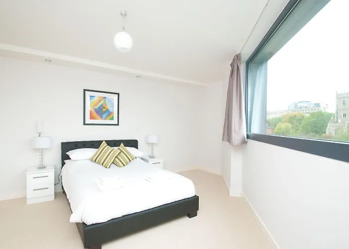 아파트 클레이로 서비스 - 핀젤스 리치 *