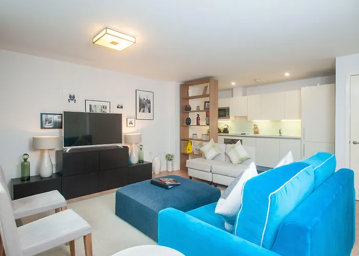 클레이로 서비스 - 핀젤스 리치 아파트 브리스틀