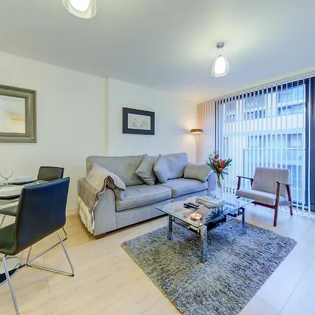 Apartament Cleyro Serviced - Finzels Reach