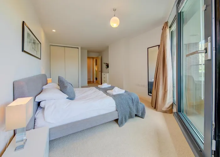 Appartamento Cleyro Serviced - Finzels Reach *